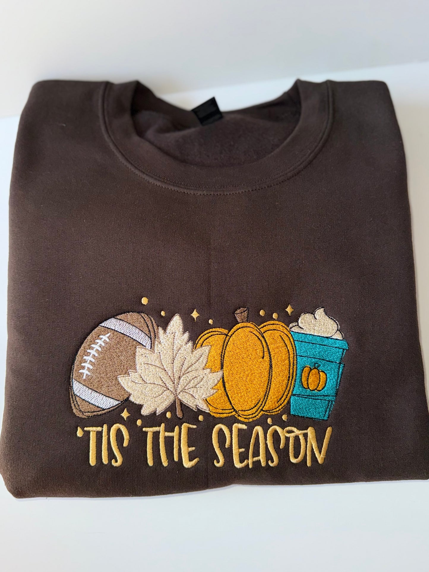 🍂 ‘Tis the Season Embroidered Sweatshirt